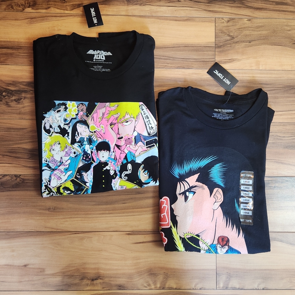 Hot Topic Anime T Shirt Bundle (2 Shirts) Mob Psycho 100 YuYu Hakusho Size Large